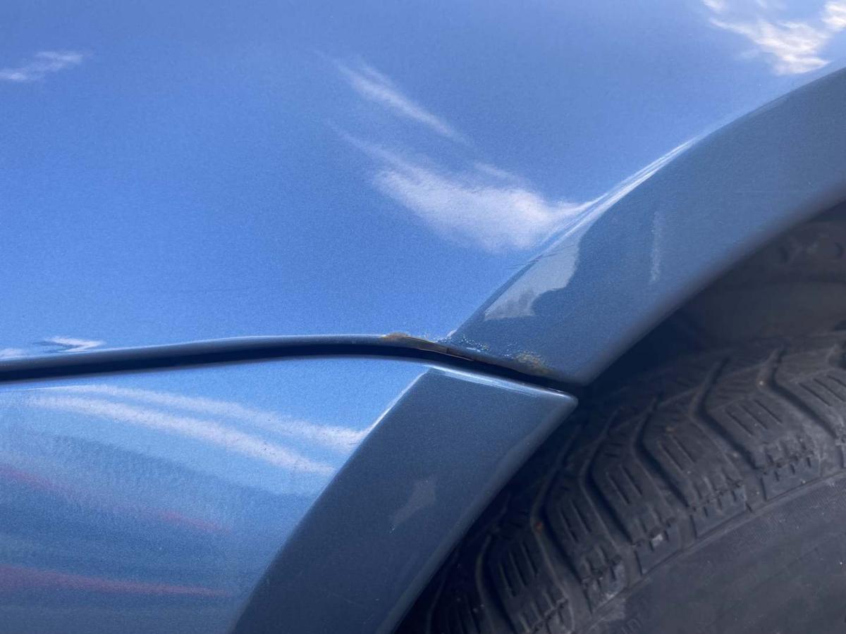 Subaru Legacy 4 original Kotfl&uuml;gel vorn links 33A Atlantic Blue Bj.2005